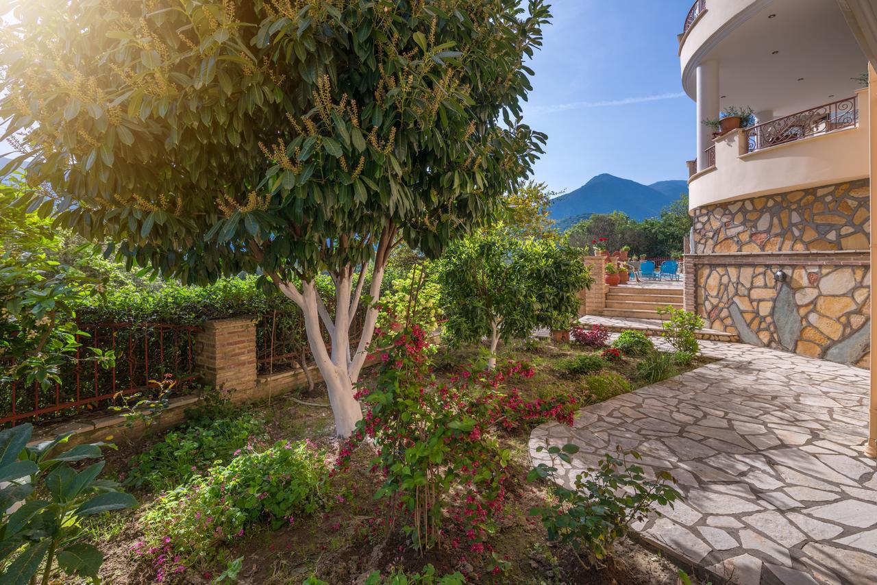 Hotel Eirini Gliki Exterior foto